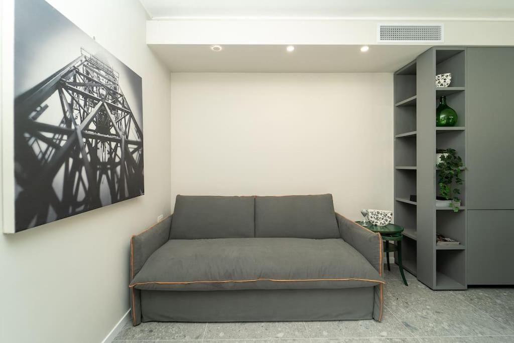 Apt 2 Min From The Cathedral With Private Parking Como Eksteriør billede